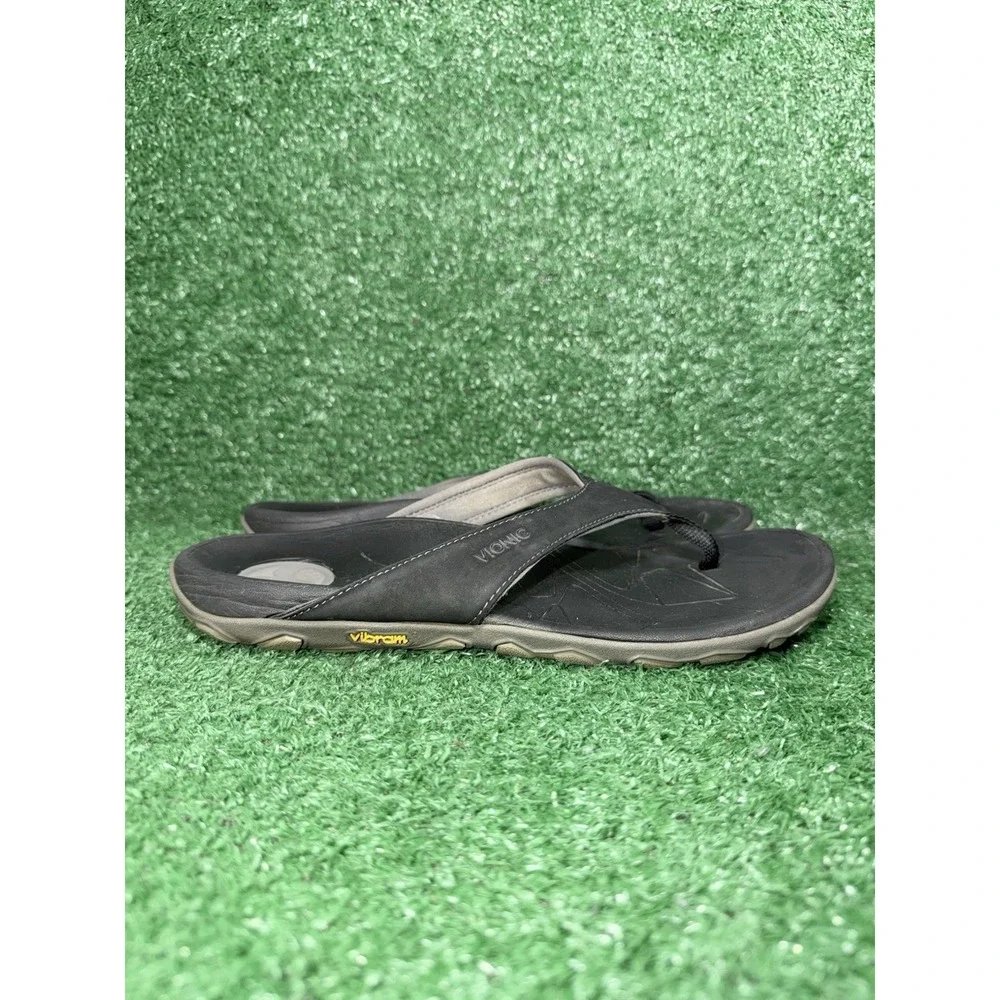 Vionic Vibram Sandals Men's Size 8 Bryce Slides Orthopedic Black Walking Comfort